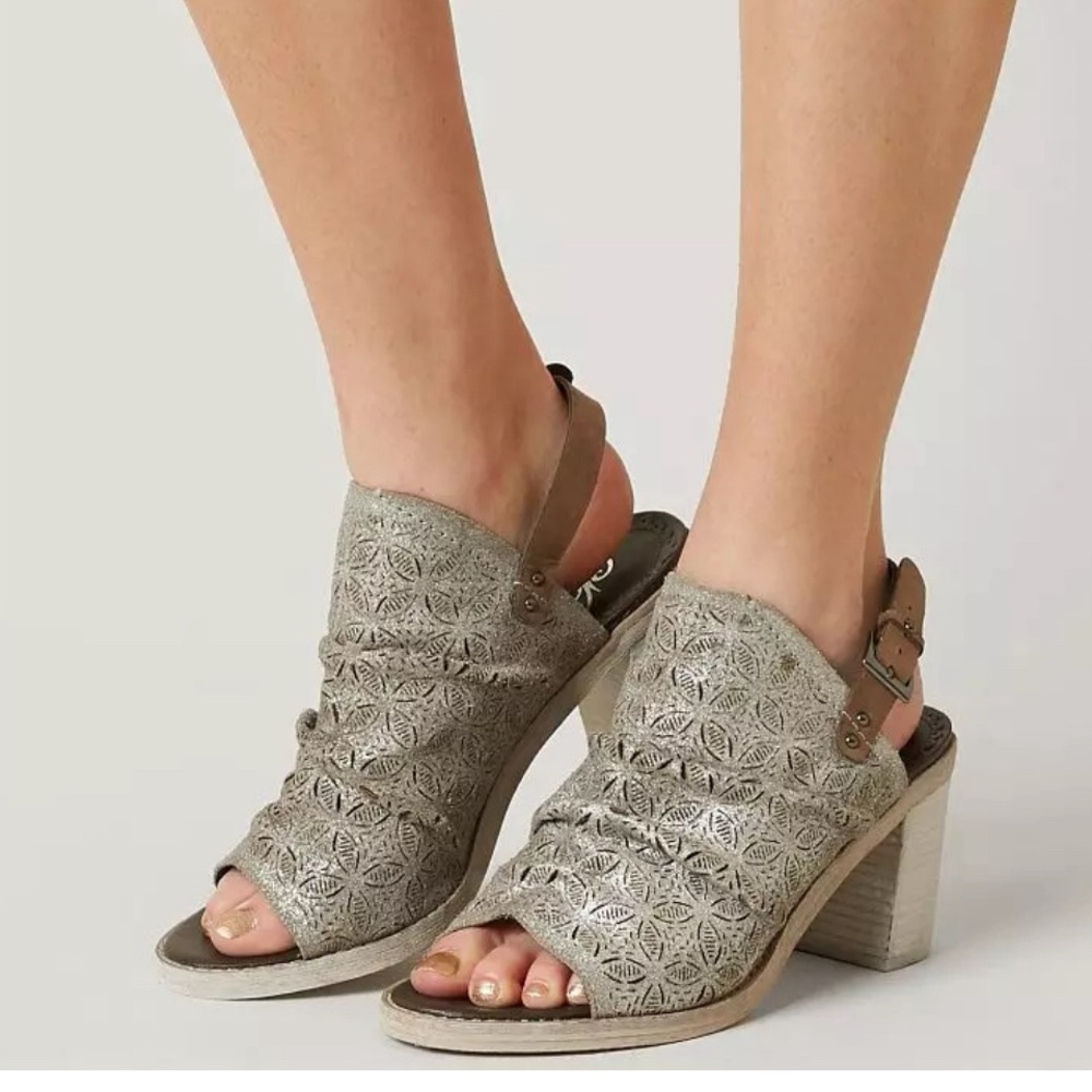 Naughty Monkey Nyxx Leather Shoe.